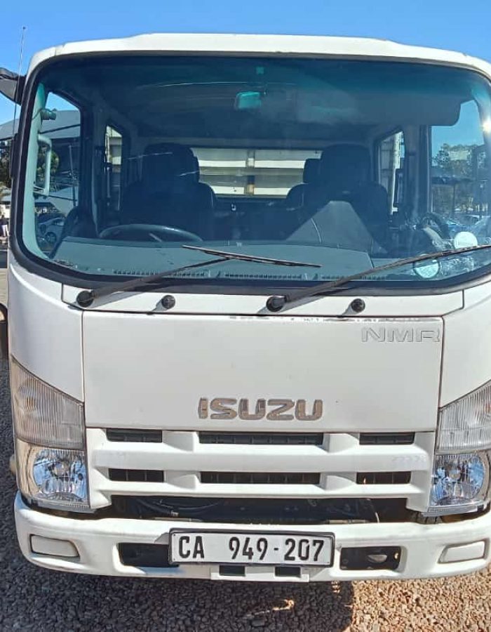 2012 Isuzu 250